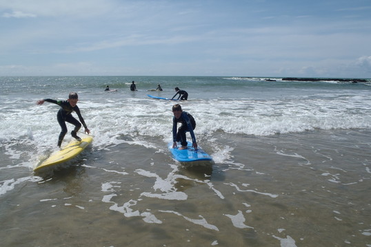 &copy; Surf and rescue