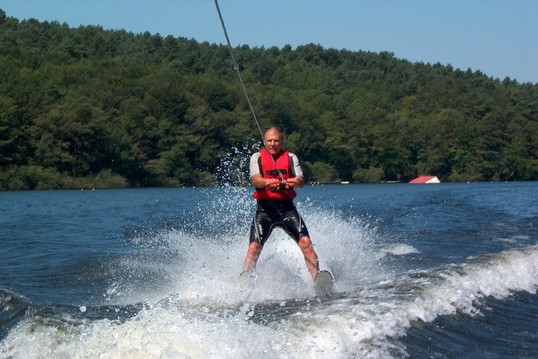 &copy; Ski nautique club de Guerl�dan