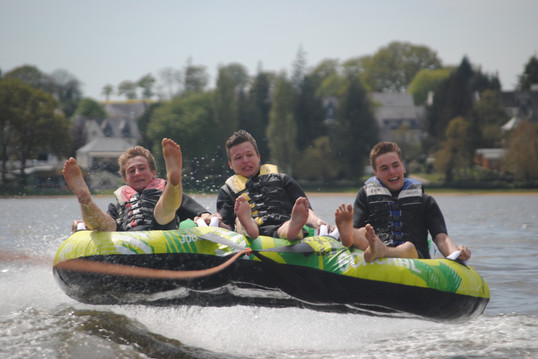 &copy; Club nautique Plo�rmel